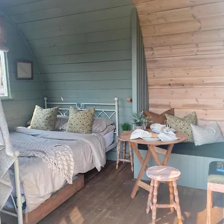Skipbridge Farm Glamping York Room photo